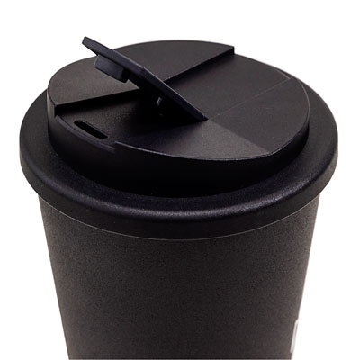 To-go mug in recycled plastic2